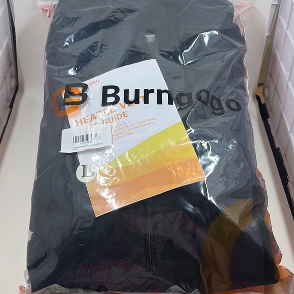 Heated Vest For Woman, With Battery - Picture 8 of 8